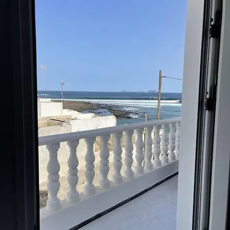 Eslanzarote Elena House Дом отдыха *